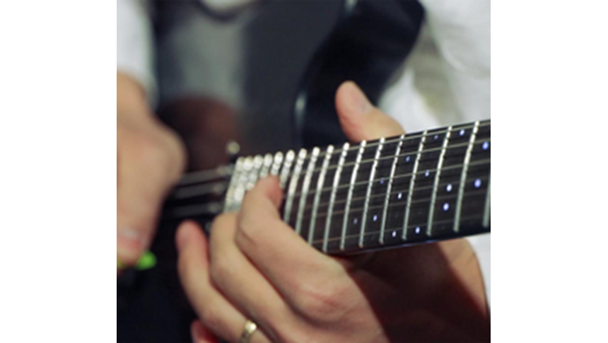 Samsung working on a "smart" electric guitar